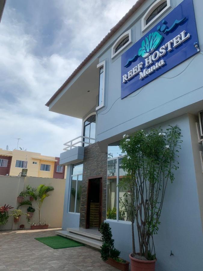 Reef Hostel Манта Екстериор снимка