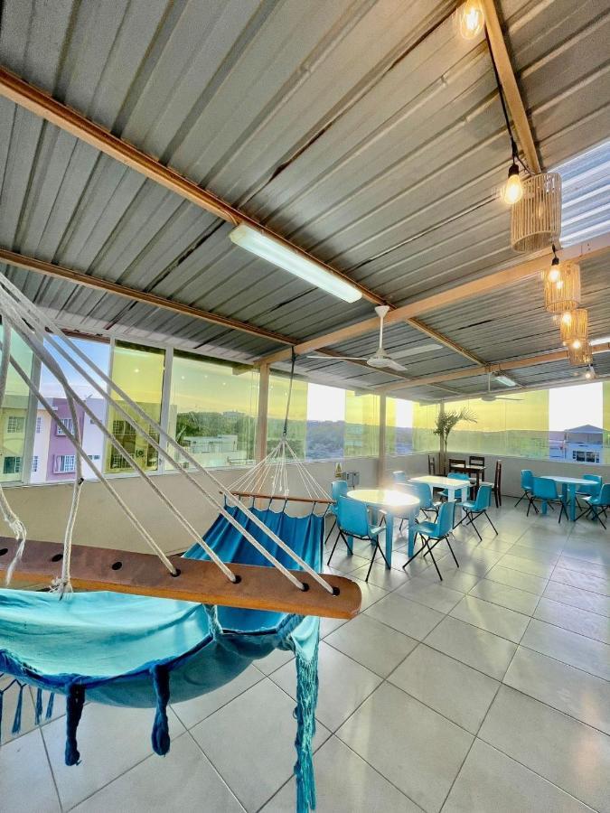 Reef Hostel Манта Екстериор снимка