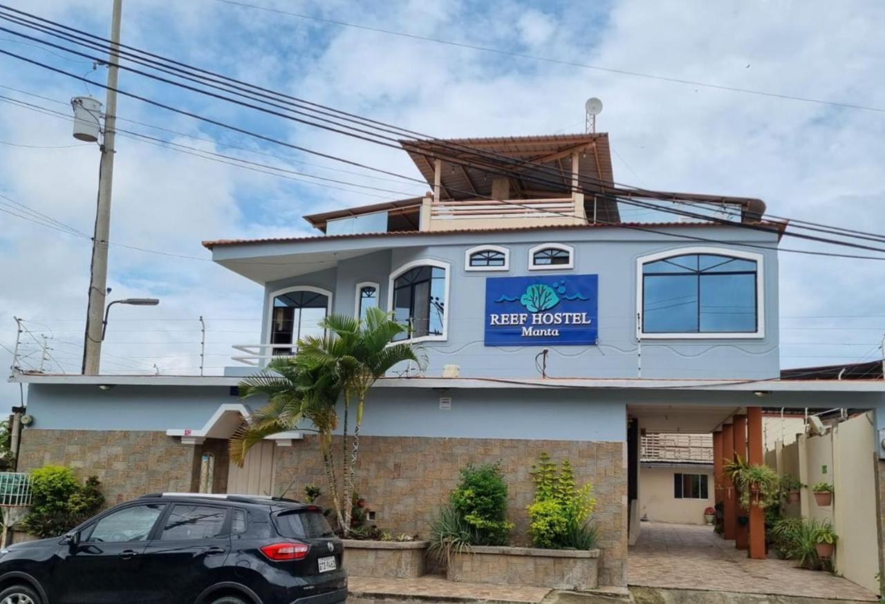 Reef Hostel Манта Екстериор снимка