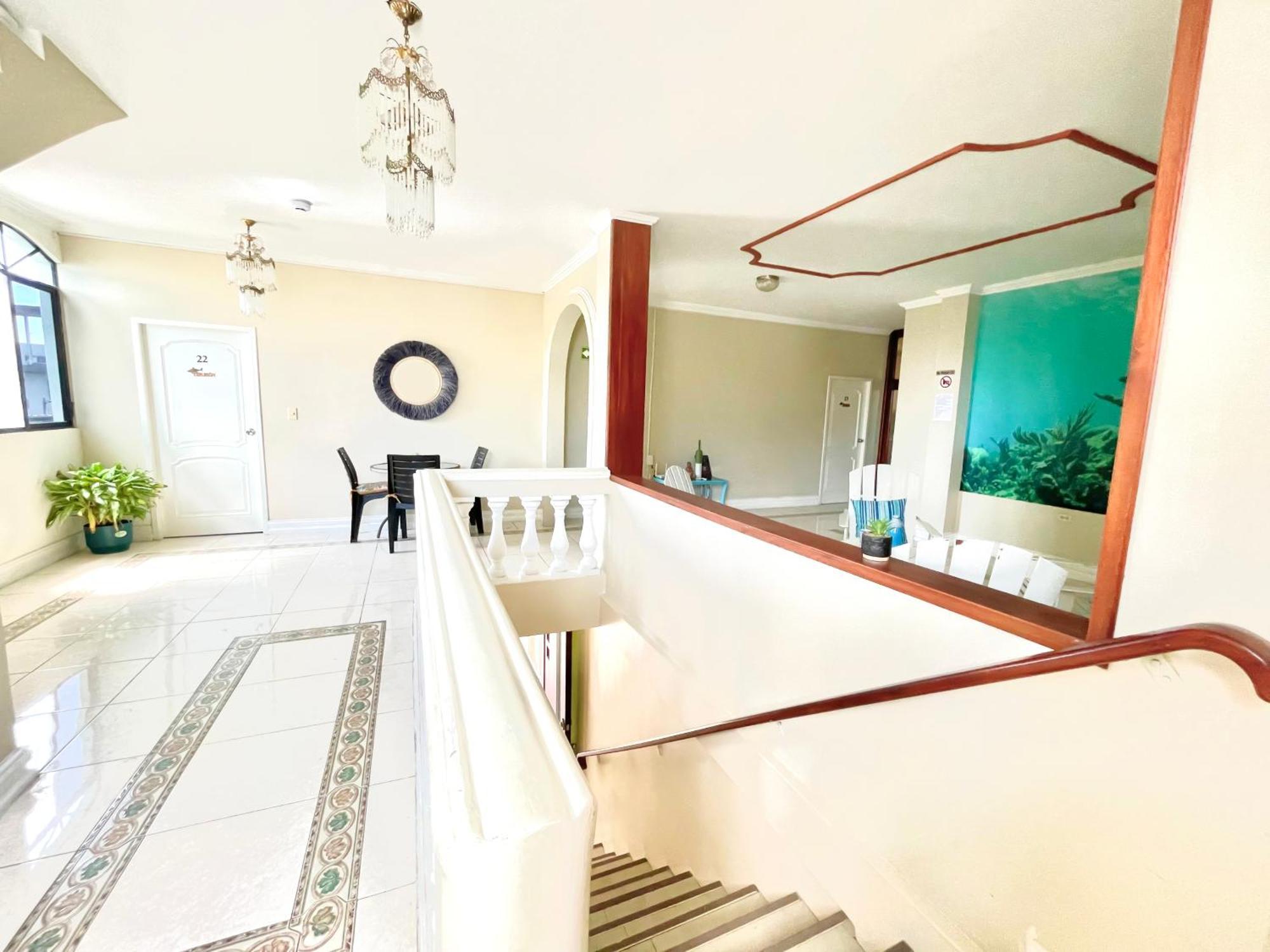 Reef Hostel Манта Екстериор снимка