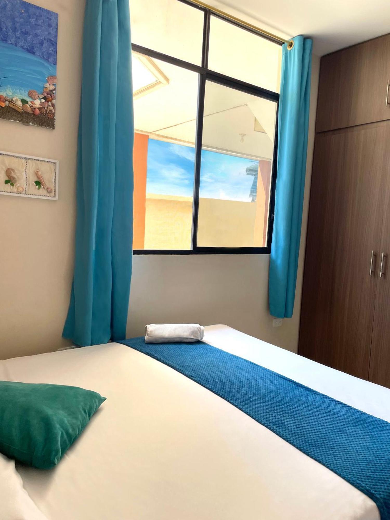 Reef Hostel Манта Екстериор снимка